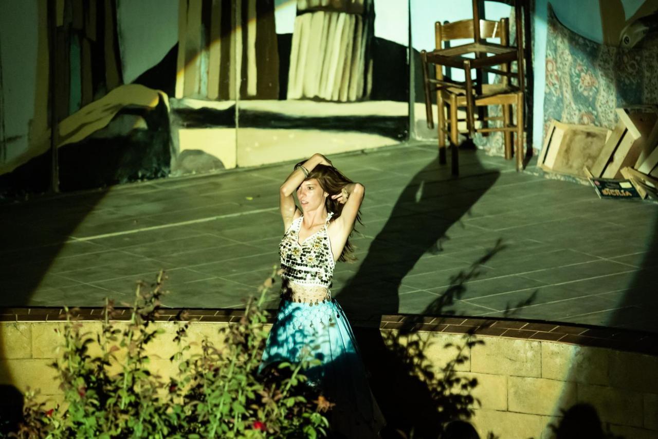 トリシナマーレ・ホテル Triscina エクステリア 写真